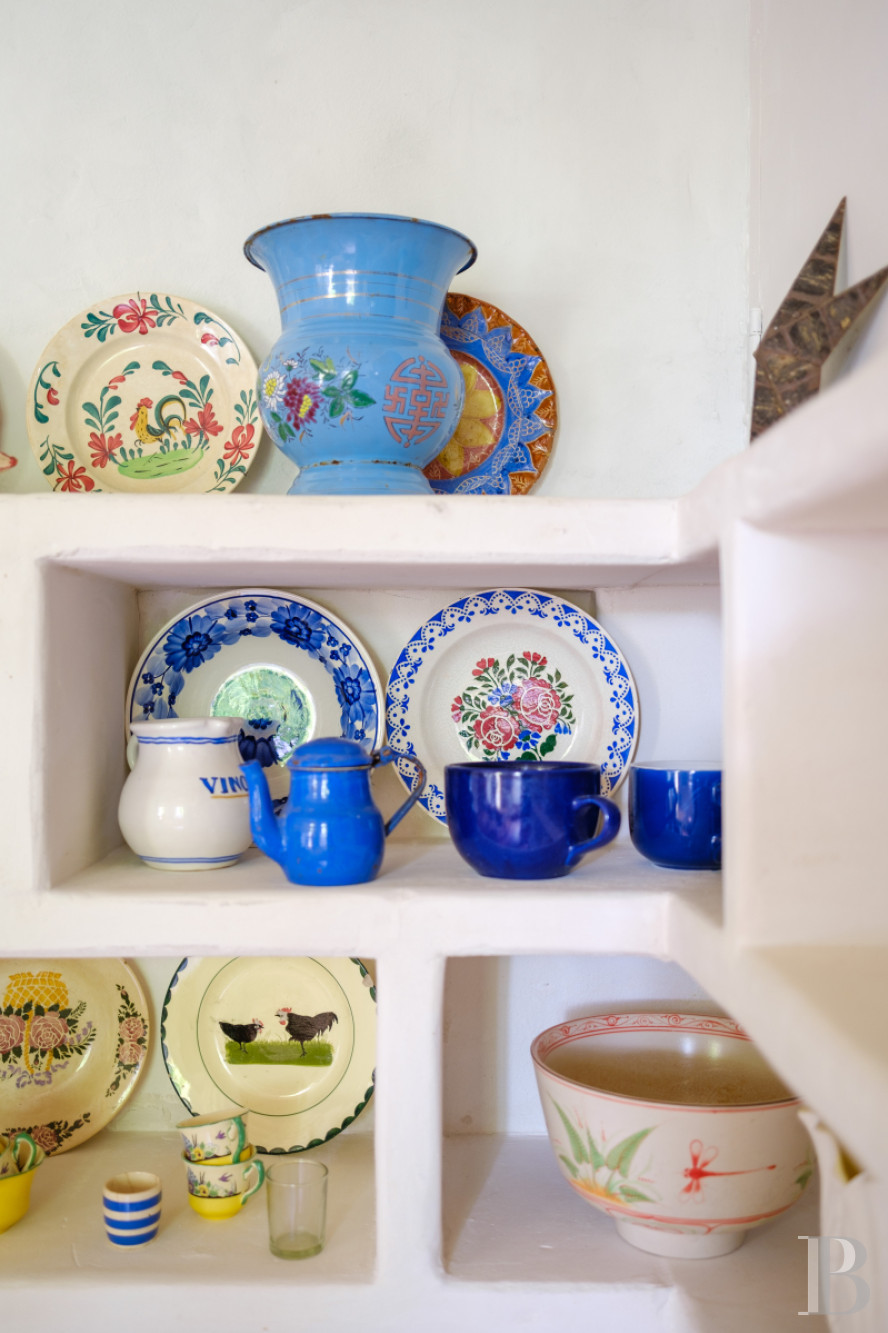 Dans le Gers, à l’ouest de Lectoure, un ancien domaine de production d’armagnac transformé et décoré avec soin - photo  n°19